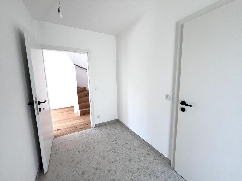 Erstbezug - Einfamilienhaus / / 2522 Oberwaltersdorf / Bild 2