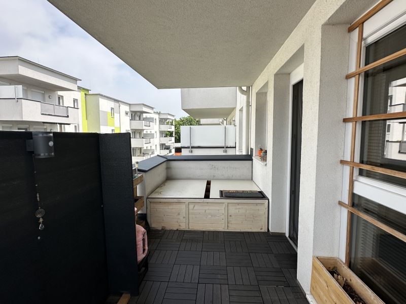 Moderne Wohnung mit Balkon und Garage /  / 2442 Unterwaltersdorf / Schranawand / Bild 4
