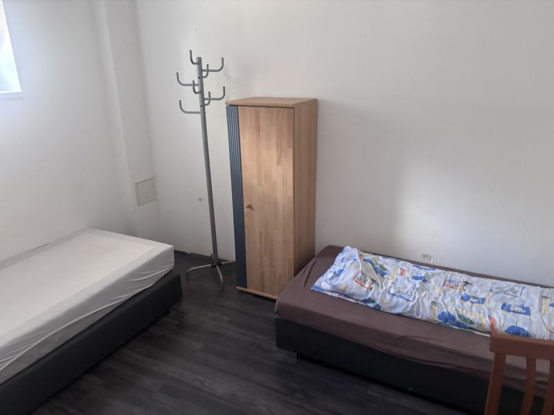 Große Liegenschaft mit viel Potential / / 2482 Münchendorf / Bild 9