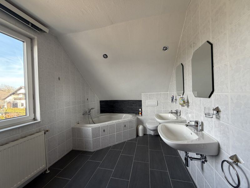 Charmantes Haus mit Schwimmteich /  / 2602 Blumau-Neurihof / Bild 6