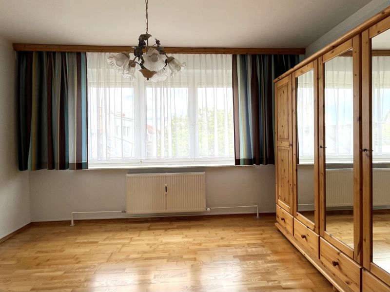 Traumhafte 4-Zimmer Wohnung mit Loggia und Grnblick /  / 2353 Guntramsdorf / Bild 4