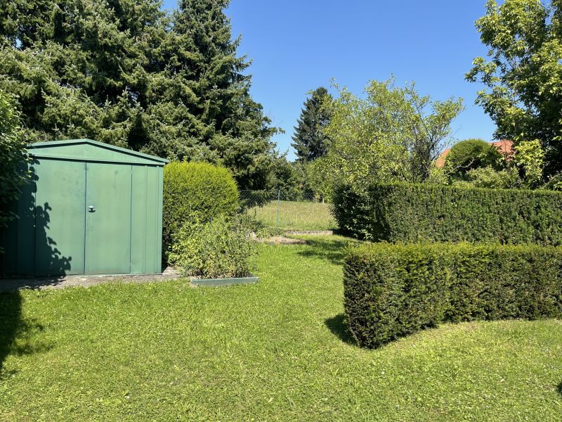 Viel Platz und ein wunderschner Garten, alles was man bentigt um sich wohl zu fhlen. /  / 2630 Ternitz / Pottschach / Bild 1