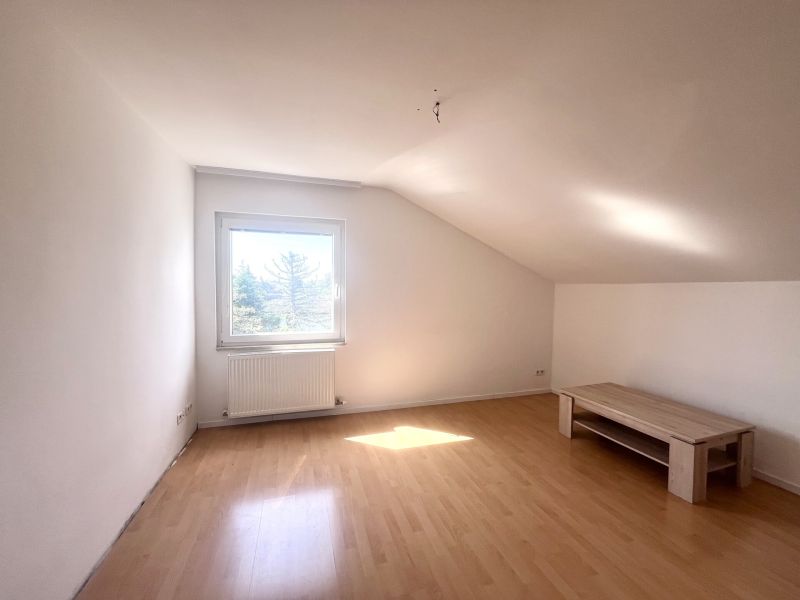 Dachgeschoßwohnung mit 200 m2 Garten / / 2512 Tribuswinkel / Bild 8