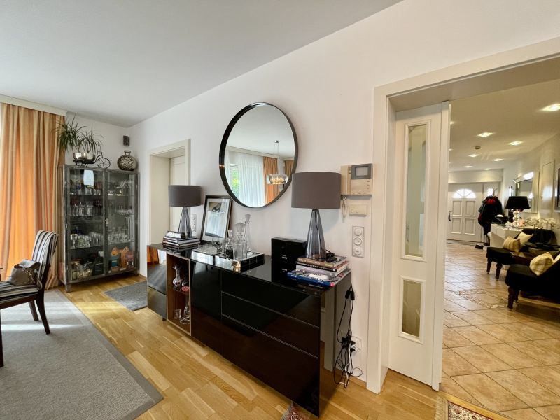 Einfamilienhaus mit Pool, Weinkeller, Sauna und Co.! /  / 2345 Brunn am Gebirge / Bild 9