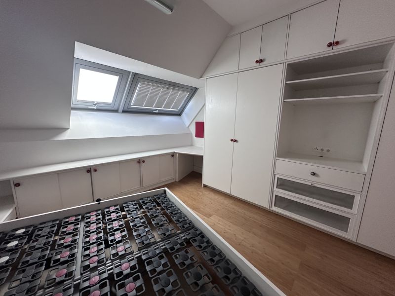 Tolle 3 Zimmer Dachgeschosswohnung mit Blick ber Wien! /  / 1040 Wien / Bild 9
