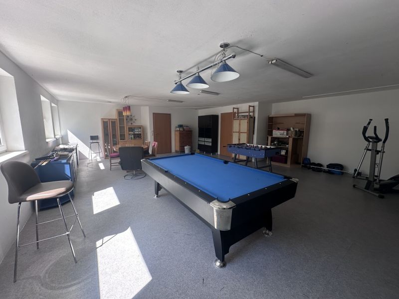 Tolles Zweifamilienhaus mit Einliegerwohnung, sonniger Terrasse, Keller, Doppelgarage und Pool! /  / 2511 Pfaffsttten / Bild 11