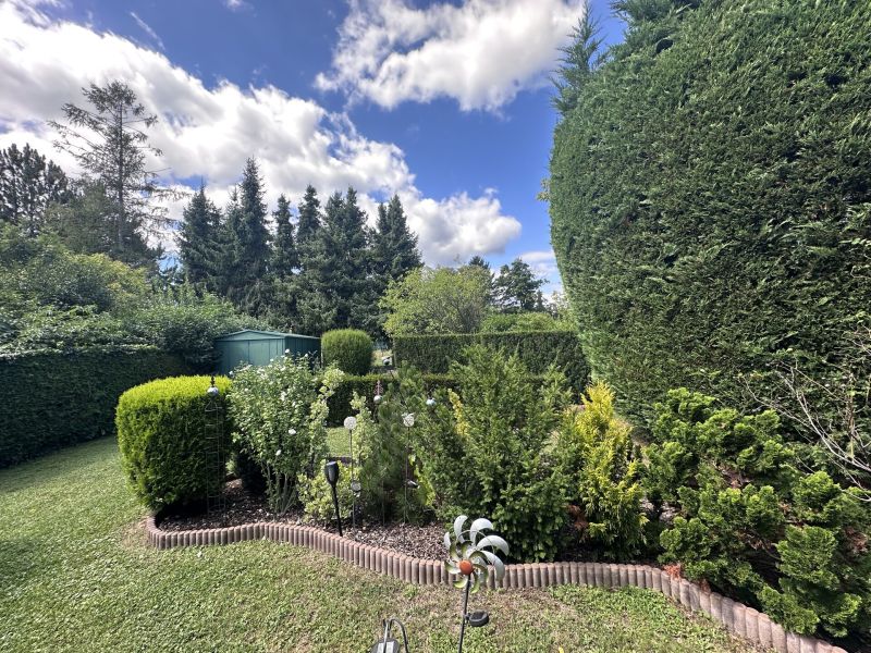 Viel Platz und ein wunderschner Garten, alles was man bentigt um sich wohl zu fhlen. /  / 2630 Ternitz / Pottschach / Bild 12