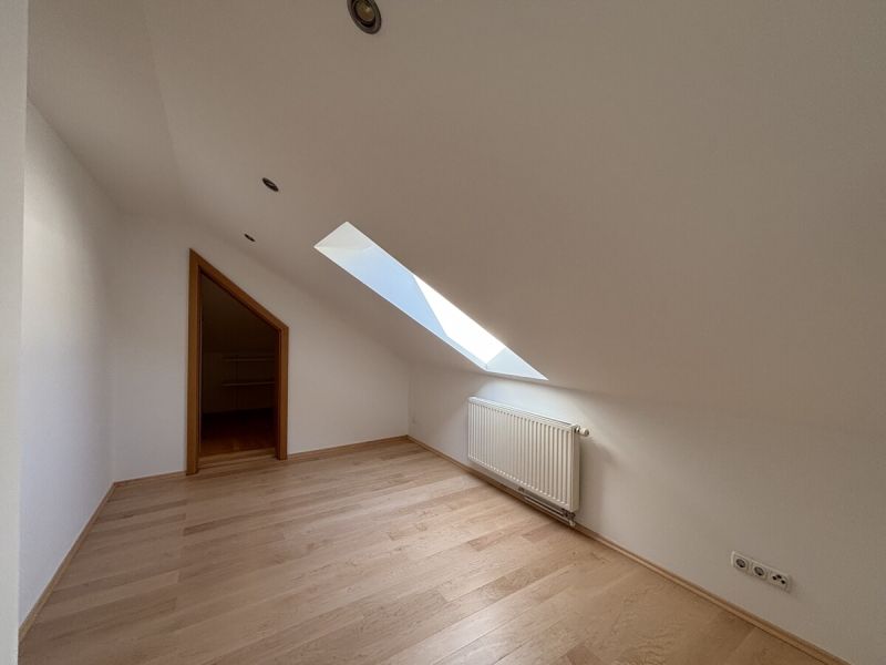 Dachgeschosswohnung im Zentrum von Amstetten /  / 3300 Amstetten / Bild 5