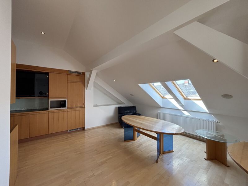 Dachgeschosswohnung im Zentrum von Amstetten /  / 3300 Amstetten / Bild 1