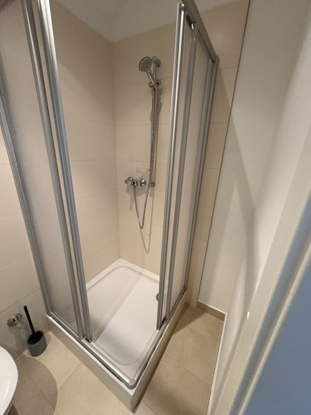 Garonnire mit Balkon in Linz, Stockhofstrae 32 /  / 4020 Linz / Bild 1