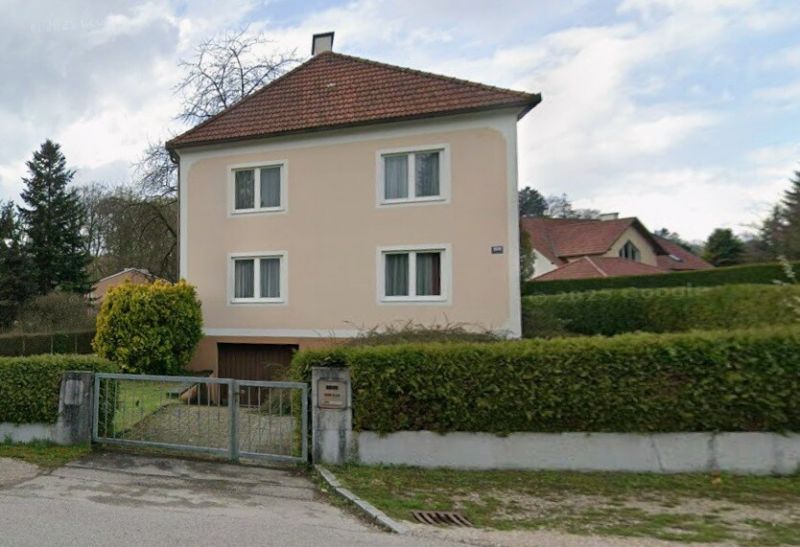 Sanierungsbed�rftiges Einfamilienhaus in Amstetten