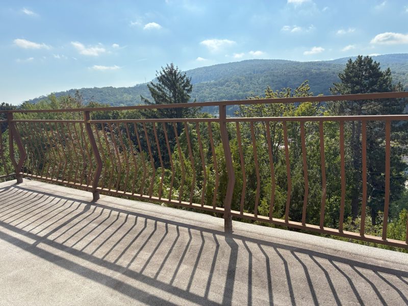 Sensationeller Ausblick - Sonniges Grundstück mit renovierungsbedürftigem Haus - zu kaufen in 1140 Wien / / 1140 Wien / Bild 3