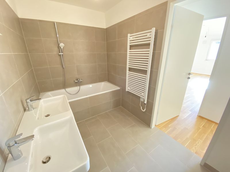 Bezugsfertige 3-Zimmer-Wohnung mit gem�tlichem Balkon - �stliche Ausrichtung - fertig gestellt kaufen in 1140 Wien /  / 1140&nbsp;Wien / Bild 3