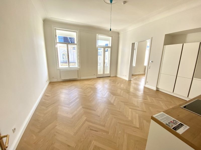 Exklusive 2-Zimmer-Altbauwohnung mit Balkon ? unbefristete Miete im Herzen von 1010 Wien /  / 1010&nbsp;Wien / Bild 2