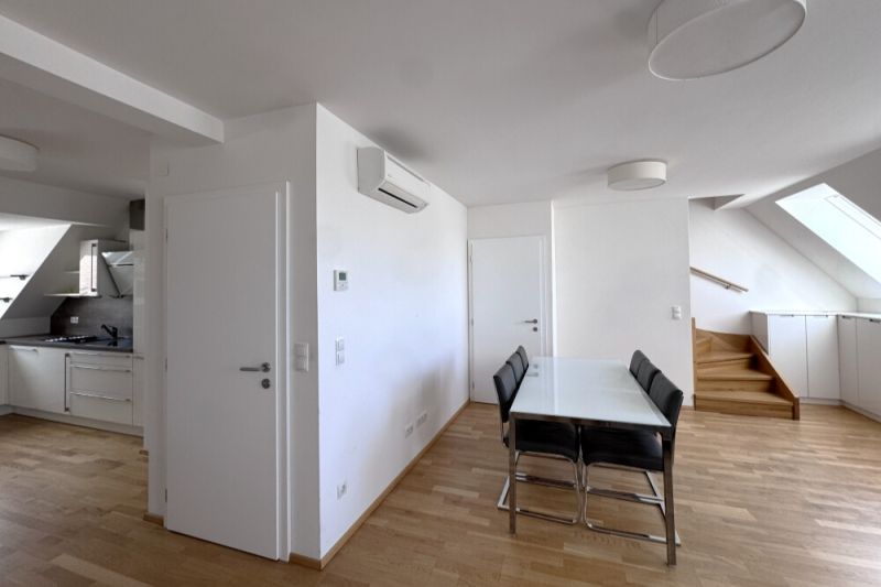 Hochwertiger Dachgescho�ausbau mit sonniger Terrasse ? Top-Lage nahe U1 ? zu kaufen in 1100 Wien /  / 1100&nbsp;Wien, Favoriten / Bild 3