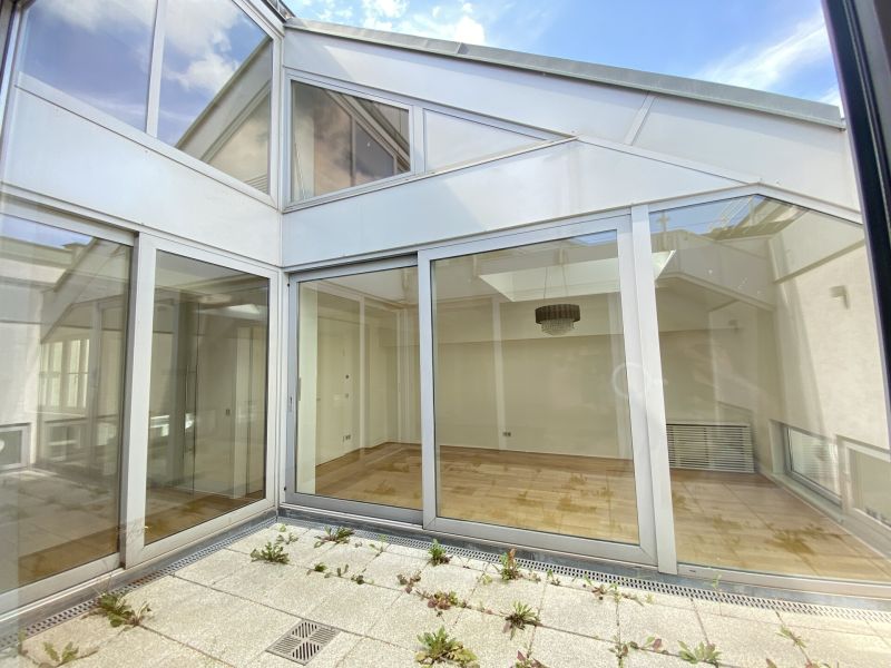 Exklusive Maisonette im Dachgeschoß im herrschaftlichen Palais, mit Terrassen, Blick Richtung Karlskirche - zu kaufen in 1040 Wien / / 1040 Wien, Wieden / Bild 8