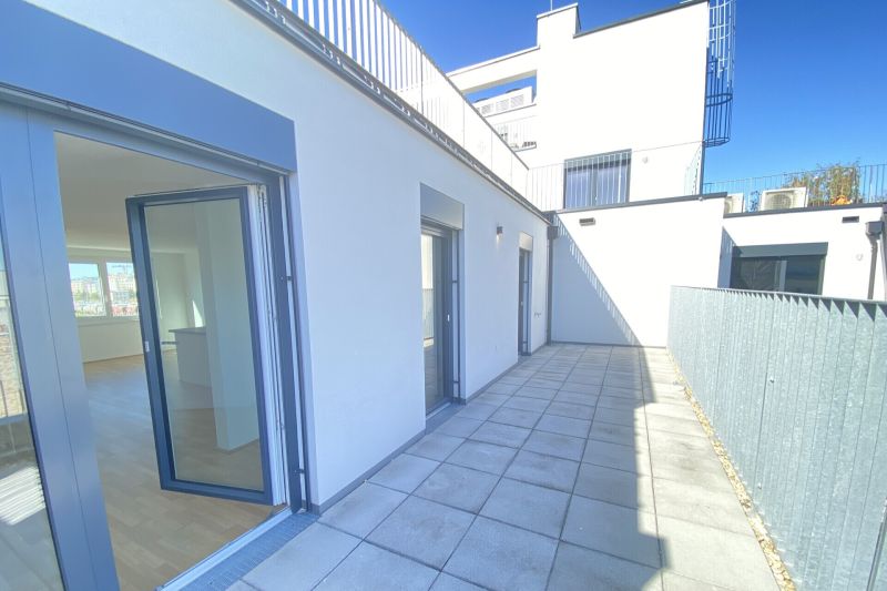 Wohnen im Dachgescho� - Gro�z�gige Terrassenwohnung mit Einbauk�che - bezugsfertig zu kaufen in 1140 Wien /  / 1140&nbsp;Wien / Bild 3