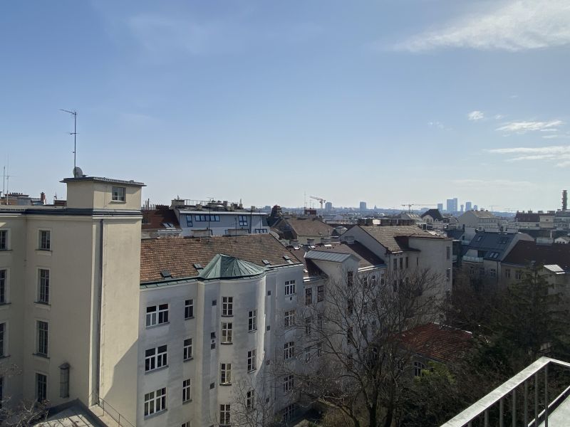 2 Zimmer Dachgeschoßwohnung mit Terrasse Nähe Esterhazypark zu mieten in 1060 Wien / / 1060 Wien / Bild 0