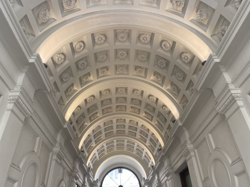 Wohnen und Arbeiten im historischen Palais - Fläche im Hochparterre - ehemalige Büroeinheit im Botschaftsviertel - zu kaufen in 1040 Wien / / 1040 Wien, Wieden / Bild 4
