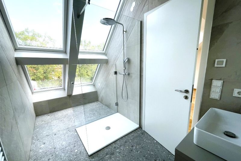 Gro�z�gige 5-Zimmer-Dachwohnung mit Terrasse und Weitblick zu kaufen in 1130 Wien /  / 1130&nbsp;Wien / Bild 6