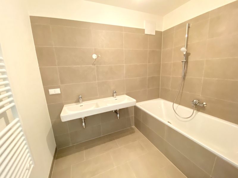 Family Living mit Balkon - Erstbezug mit 3 Zimmern, beste Anbindung -  bezugsfertig zu kaufen in 1140 Wien /  / 1140&nbsp;Wien / Bild 6