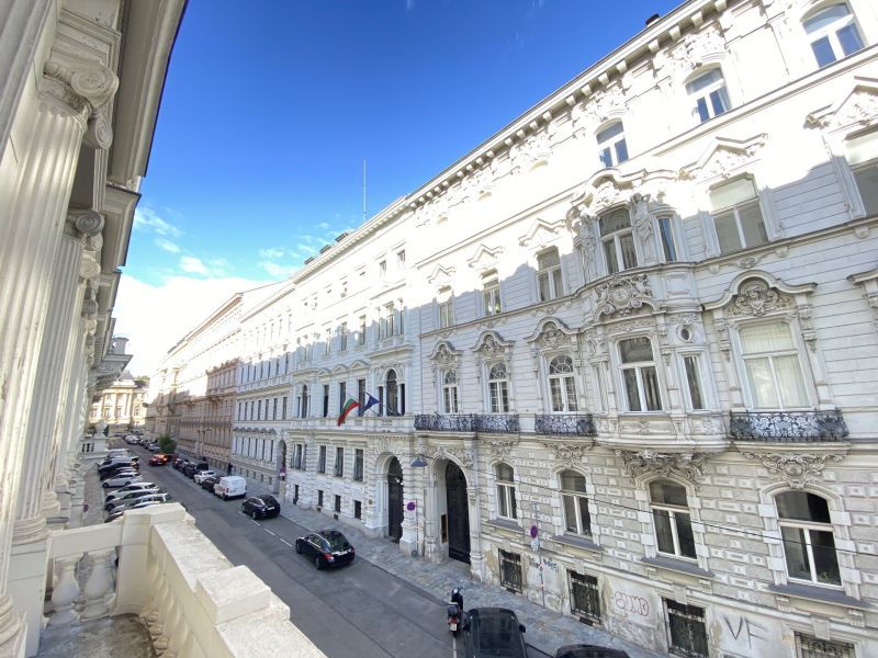 Stilvolle B�ro-Residenz auf der Bel Etage in Top Lage - Botschaftsviertel n�chst Schloss Belvedere  - zu kaufen in 1040 Wien /  / 1040&nbsp;Wien / Bild 4