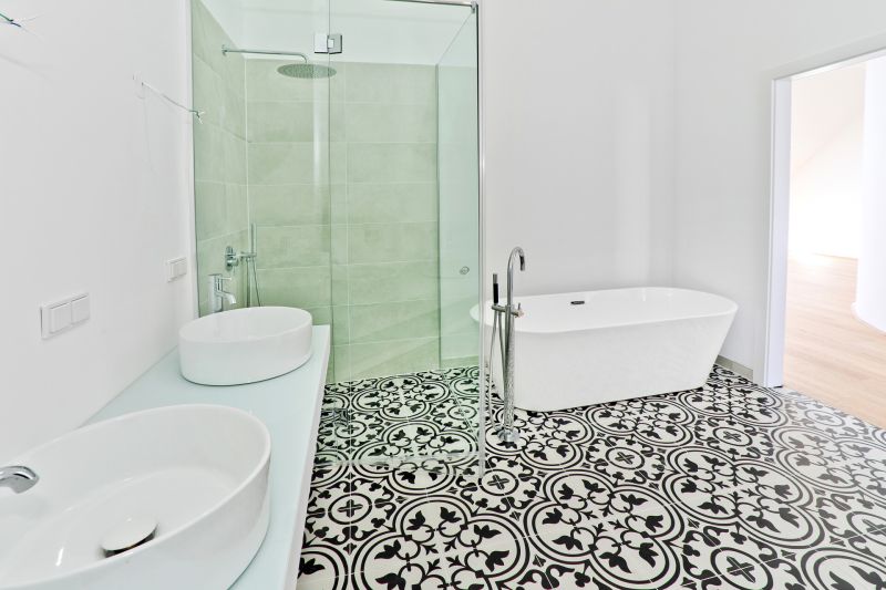 4 Zimmer im neu ausgebauten Dachgeschoß, großer gartenseitiger Balkon, Grünblick - zu kaufen in 1130 Wien / / 1130 Wien / Bild 3