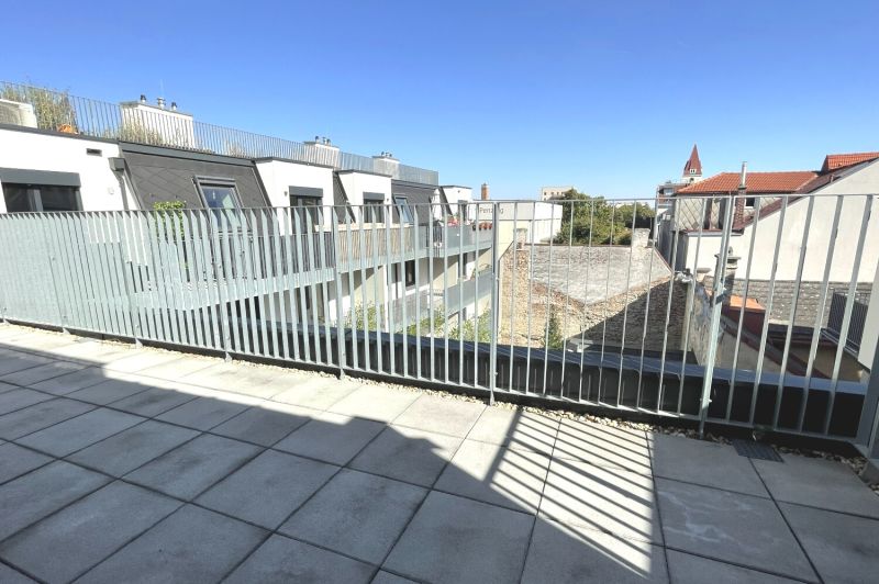 Wohnen im Dachgescho� - Gro�z�gige Terrassenwohnung mit Einbauk�che - bezugsfertig zu kaufen in 1140 Wien /  / 1140&nbsp;Wien / Bild 4