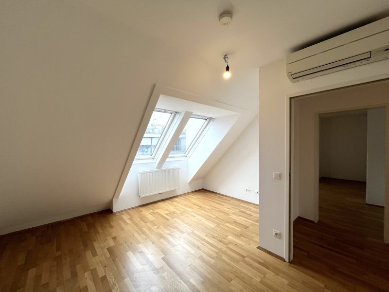Schöne 4 Zimmer Wohnung mit Freifläche in 1060 Wien! / / 1060 Wien / Bild 8