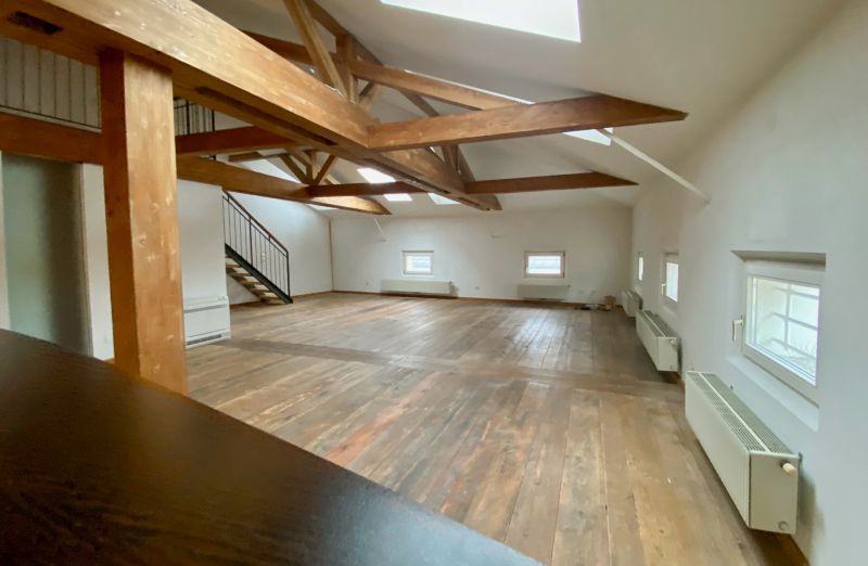 Exklusive Dachgescho�-Galerie-Wohnung in der  Getreidegasse - 5020 Salzburg zur Miete