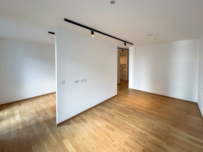 Erstbezug in den DC Flats ? Sonnige 1-Zimmer-Wohnung ? zu mieten in 1220 Wien / / 1220 Wien / Bild 1