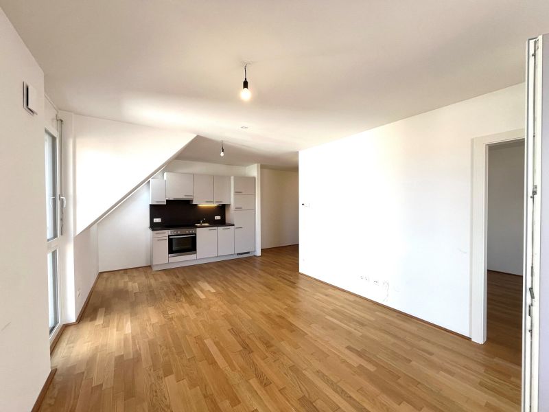 2-Zimmer-Dachgeschoß-Wohnung mit Balkon ? in 1230 Wien! / / 1230 Wien / Bild 1