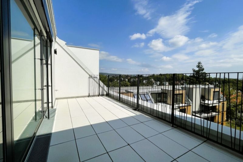 Traumhafte 4-Zimmer-Dachgeschoss-Maisonette mit zwei s�dostseitigen Terrassen zu kaufen in 1130 Wien /  / 1130&nbsp;Wien / Bild 1