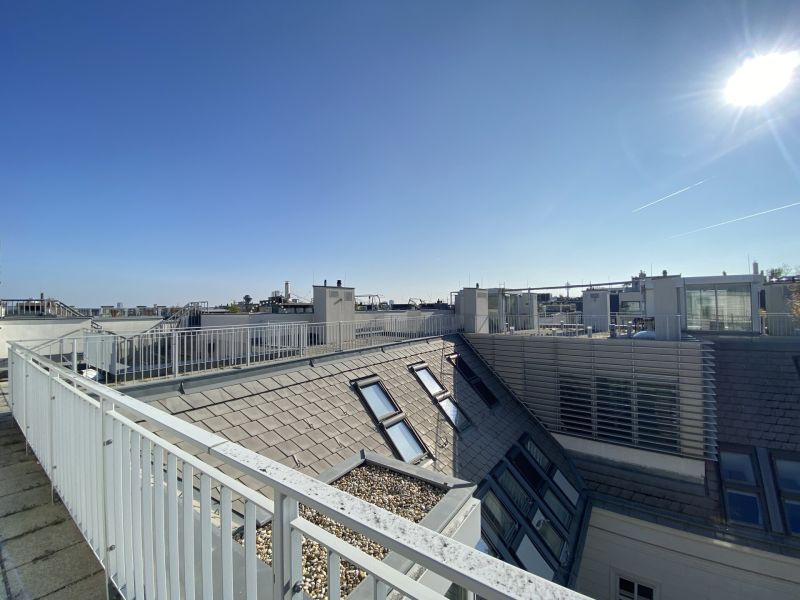Blick zur Karlskirche - Dachgescho�traum mit 5 Zimmern und Terrassen - zu kaufen in 1040 Wien /  / 1040&nbsp;Wien, Wieden / Bild 7