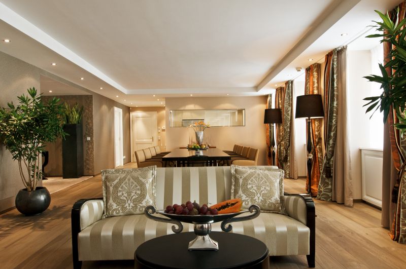 Gewinnbringend vermietetes Apartment in exklusiver Innenstadtlage mit 5 * Hotel-Service - zu kaufen in 1010 Wien /  / 1010&nbsp;Wien / Bild 1