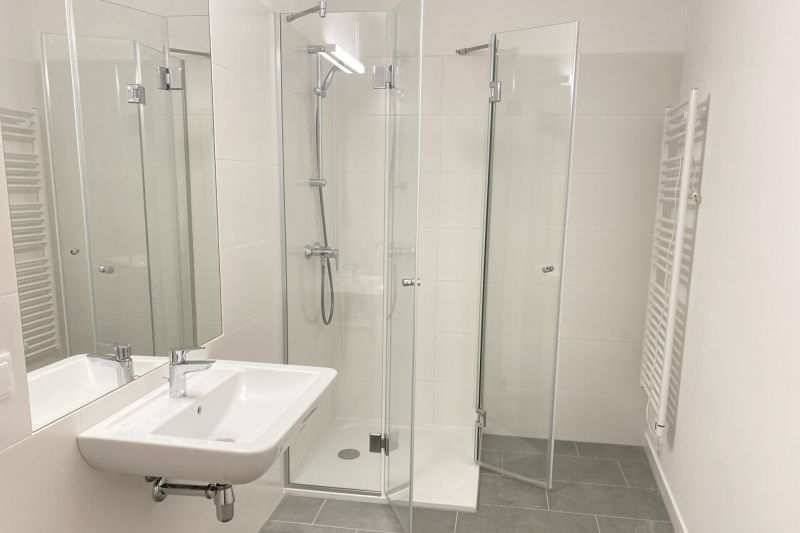 Smarte Wohnung mit 2 Eingängen und großer Loggia - bezugsfertig zu kaufen in 1140 Wien / / 1140 Wien / Bild 7
