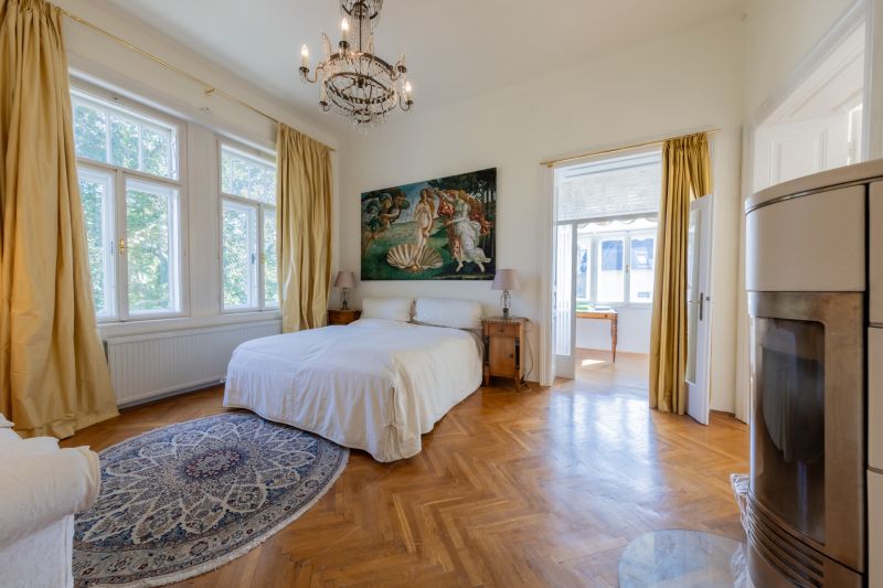 Exklusive Stadtvilla mit 3 Wohneinheiten am Fu�e des Mitterbergs - zu kaufen in 2500 Baden /  / 2500&nbsp;Baden / Bild 1