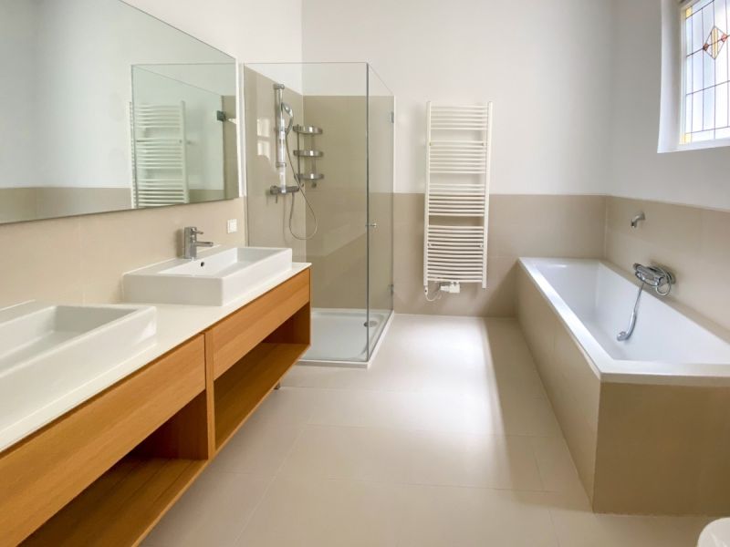 Unbefristete 4-Zimmer-Altbauwohnung im Botschaftsviertel zu mieten in 1040 Wien /  / 1040&nbsp;Wien / Bild 5