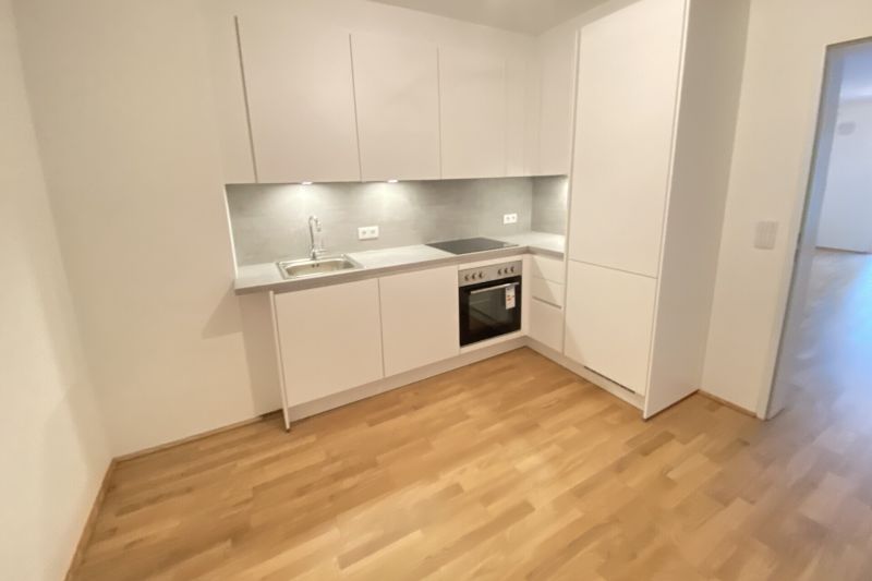 Smarte Wohnung mit 2 Eingängen und großer Loggia - bezugsfertig zu kaufen in 1140 Wien / / 1140 Wien / Bild 3