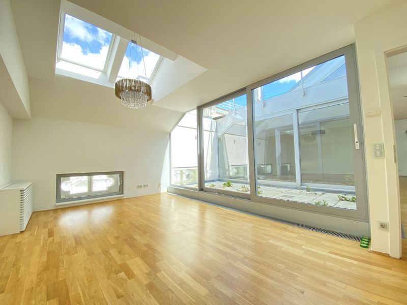 Exklusive Maisonette im Dachgeschoß im herrschaftlichen Palais, mit Terrassen, Blick Richtung Karlskirche - zu kaufen in 1040 Wien / / 1040 Wien, Wieden / Bild 6