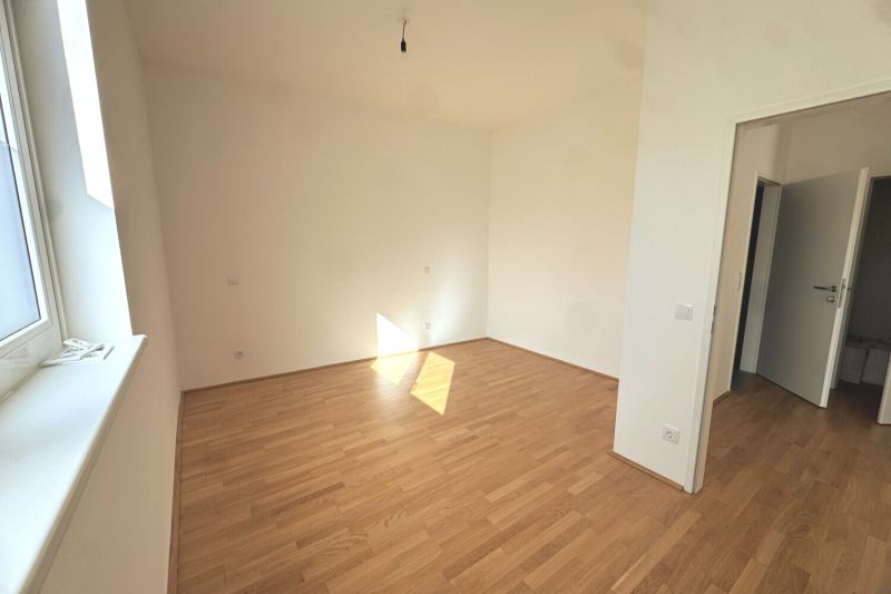 Familienwohnung im Erdgescho� - 3 Zimmer mit Loggia - bezugsfertig zu kaufen in 1140 Wien /  / 1140&nbsp;Wien / Bild 3