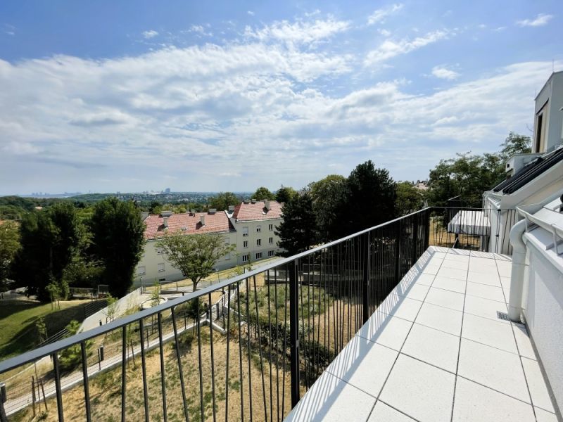 Traumhafte 4-Zimmer-Dachgeschoss-Maisonette mit zwei s�dostseitigen Terrassen zu kaufen in 1130 Wien /  / 1130&nbsp;Wien / Bild 3