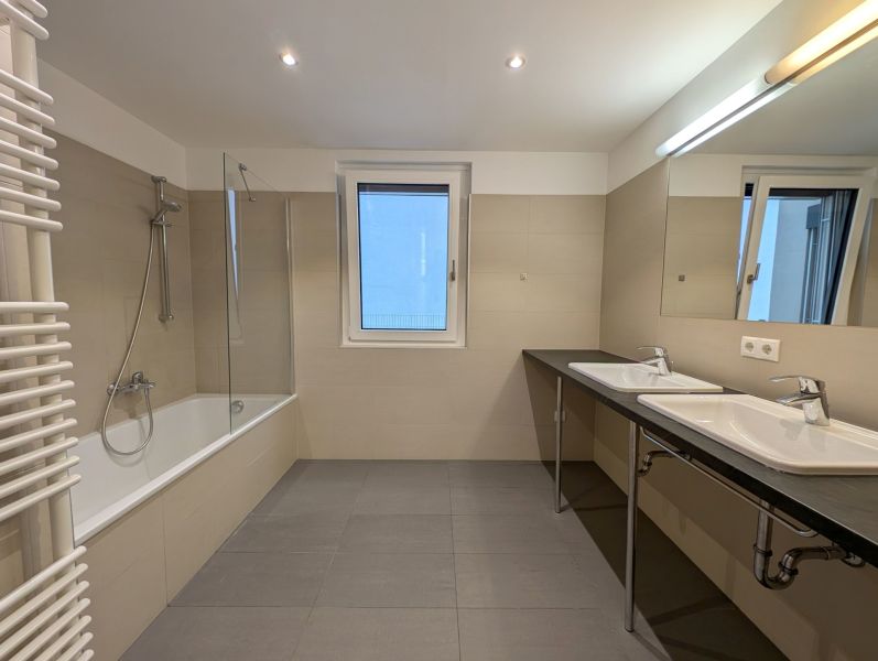 Erstklassige 3-Zimmer Wohnung mit Loggia beim Haus des Meeres in 1060 Wien zu mieten / / 1060 Wien / Bild 6