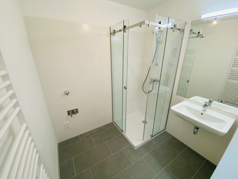 3-Zimmer-Wohnung mit hofseitiger Terrasse in 1140 Wien zu mieten /  / 1140&nbsp;Wien / Bild 2
