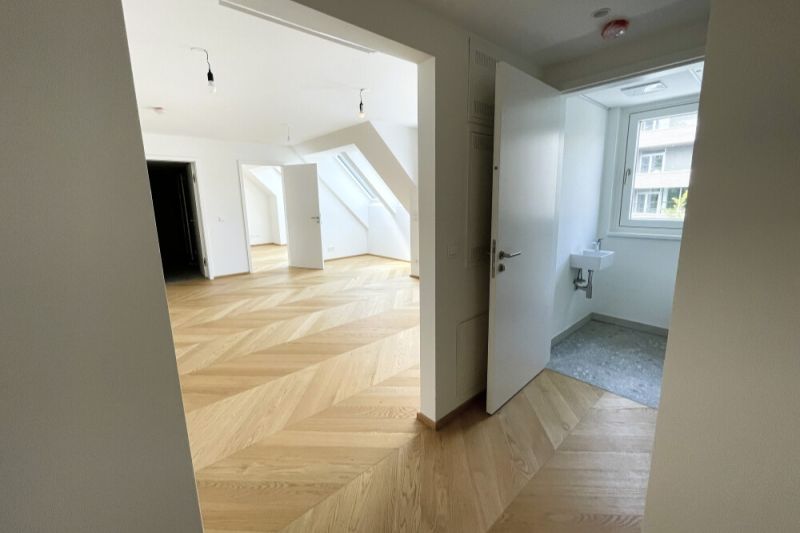 Moderne Zwei-Zimmer-Wohnung im 1. Dachgeschoss mit klarer Architektur und besonderem Wohnambiente zu kaufen in 1130 Wien /  / 1130&nbsp;Wien / Bild 1