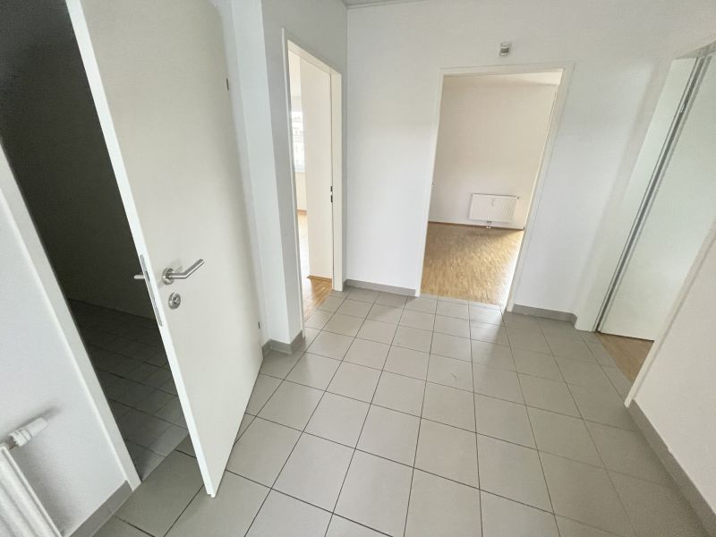 Gut geschnittene 2-Zimmer-Wohnung mit Balkon- in der Nähe des Hbf Graz- zu mieten! / / 8020 Graz / Bild 1