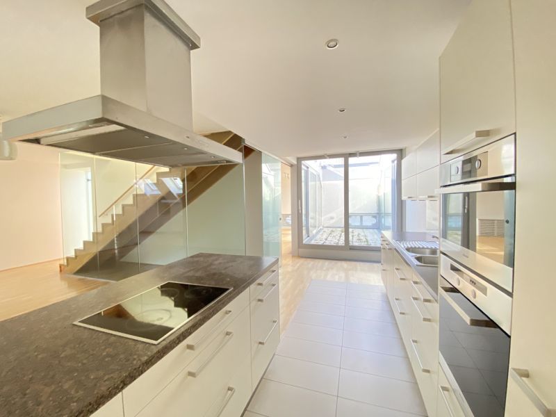 Blick zur Karlskirche - Dachgescho�traum mit 5 Zimmern und Terrassen - zu kaufen in 1040 Wien /  / 1040&nbsp;Wien, Wieden / Bild 2