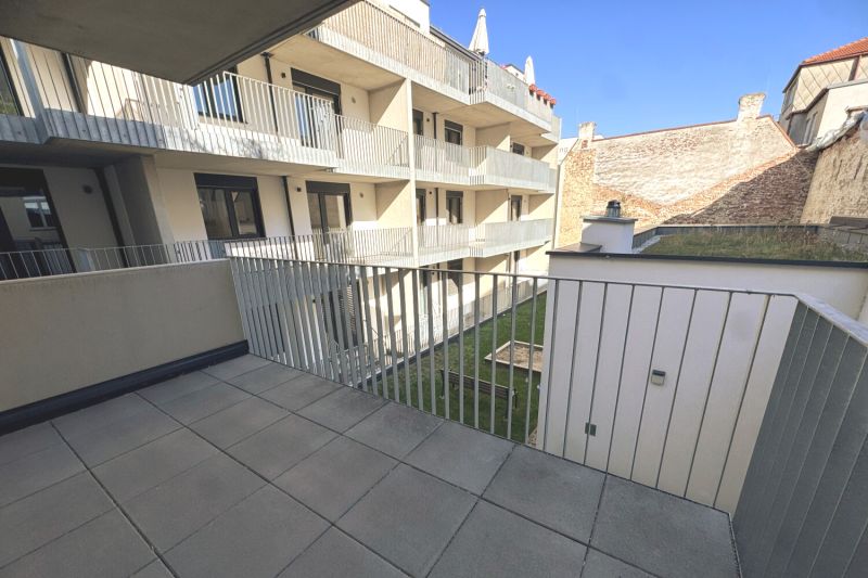 Bezugsfertige Wohnung im 1. Obergeschoß, mit Loggia, Balkon und Tageslichtbad - zu kaufen in 1140 Wienj / / 1140 Wien / Bild 4