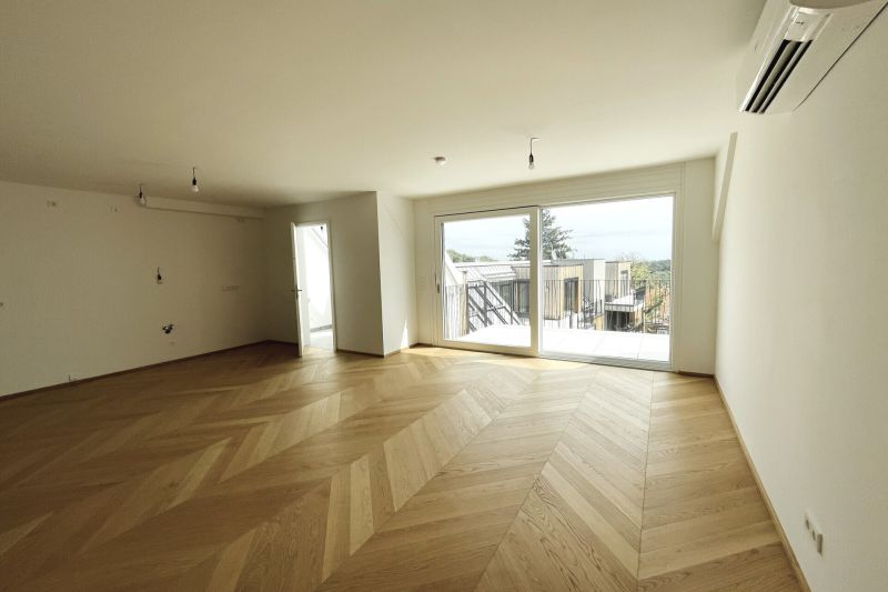 Erstbezug mit Weitblick ? 5-Zimmer-Dachwohnung mit gro�z�gigem Balkon zu kaufen in 1130 Wien /  / 1130&nbsp;Wien / Bild 2