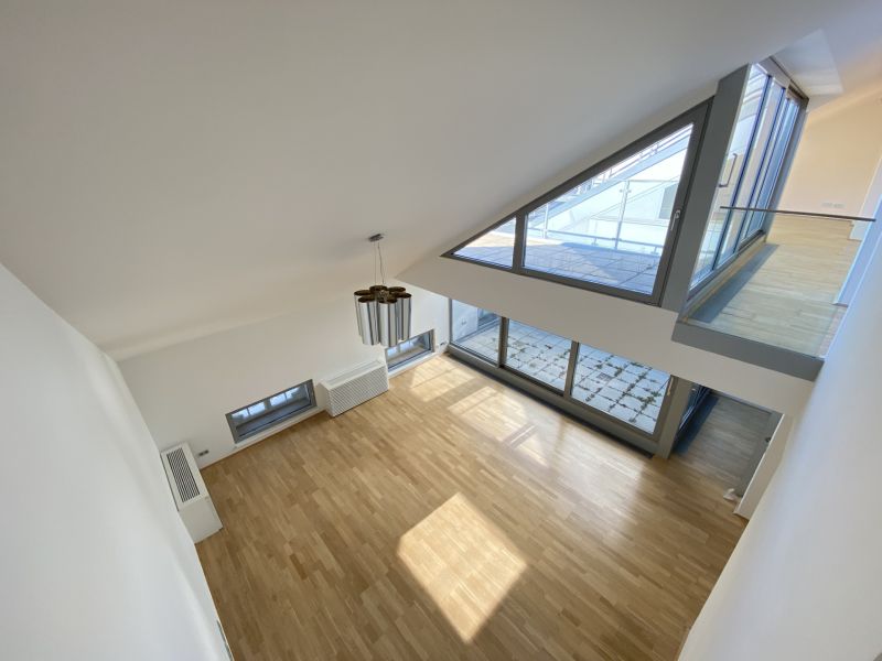 Blick zur Karlskirche - Dachgescho�traum mit 5 Zimmern und Terrassen - zu kaufen in 1040 Wien /  / 1040&nbsp;Wien, Wieden / Bild 8